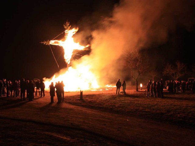 2012_-_hoettenbrennen_14_20180127_1072056011