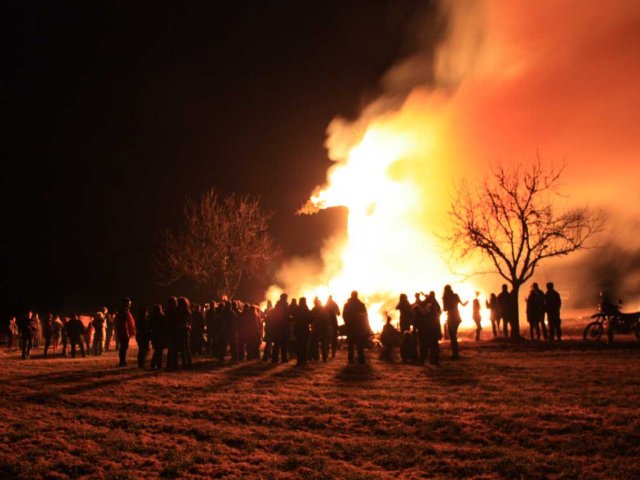 2012_-_hoettenbrennen_16_20180127_1473157850