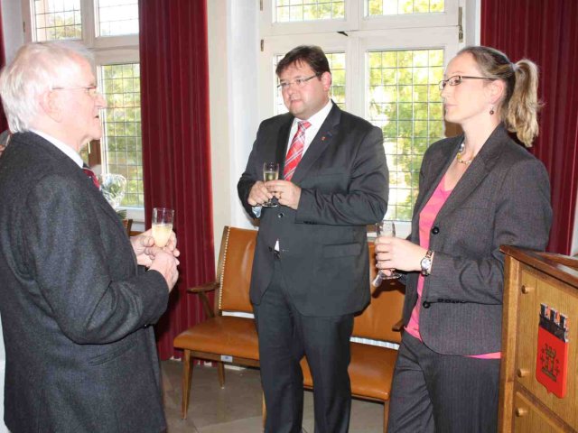 2012_-_ehrung_marina_mohnen_12_20180127_1647517099