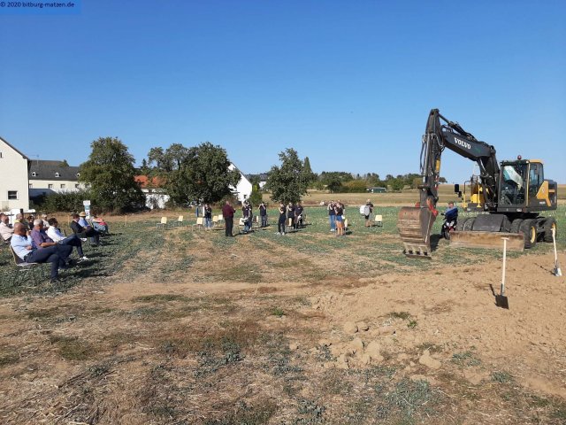 2020_-_spatenstich_-dorfwiese_20200922_1374124177