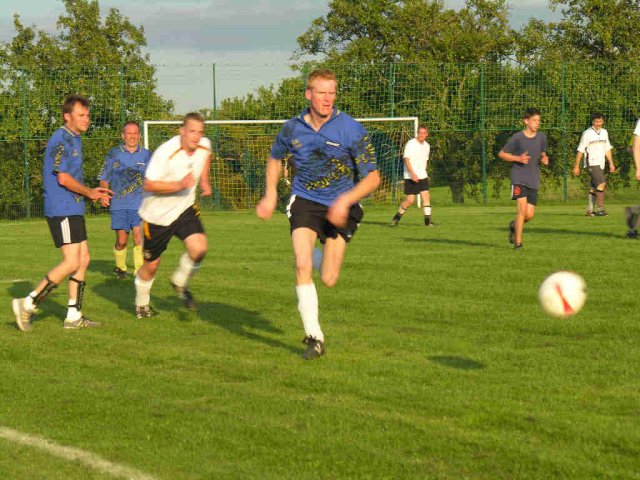 2007_fussballspiel_vereinsjubilaeum_24_20180127_1155905665