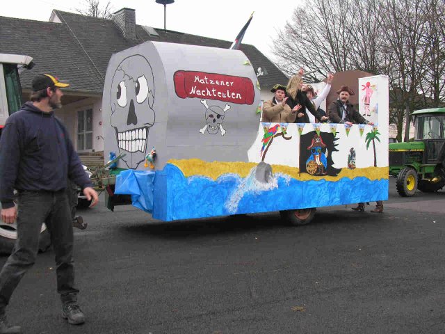 2009_-_spielmannszug_in_neuem_outfit_2_20180127_1867633888