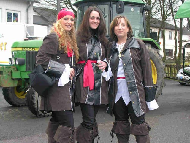 2009_-_spielmannszug_in_neuem_outfit_5_20180127_1058223382