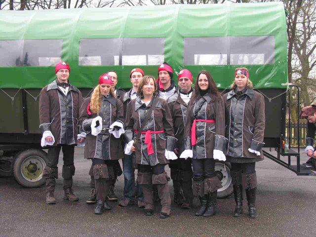 2009_-_spielmannszug_in_neuem_outfit_6_20180127_1104165891