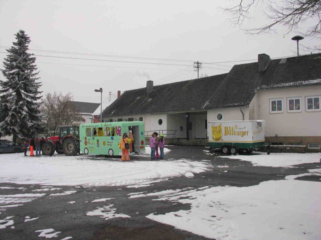 2010_-_hippie-wagen_8_20180127_1081794387