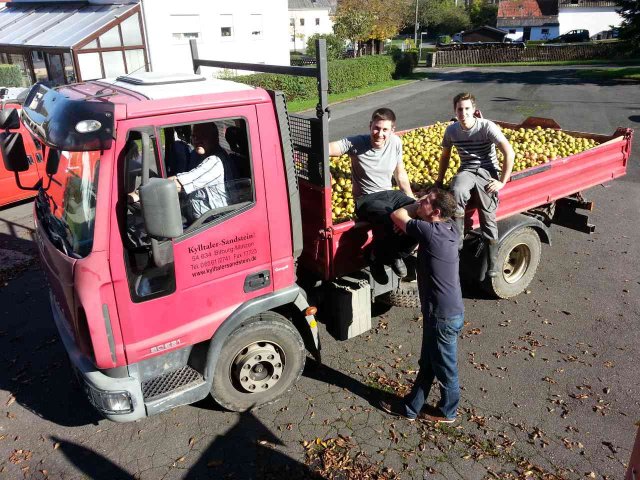 2014_obstraffen_karnevalsverein_10_20180127_1005939728